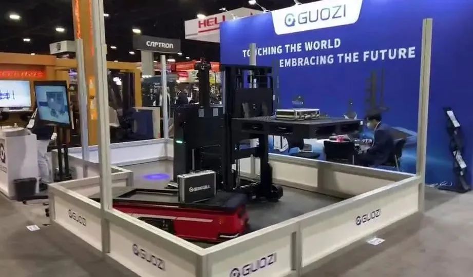 亮相4.jpg 亮相4.jpg